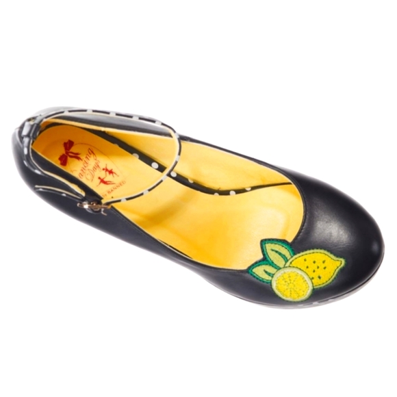 Banned Apparel Pin Up Lemon Wedge Shoes - Picture 7 of 7